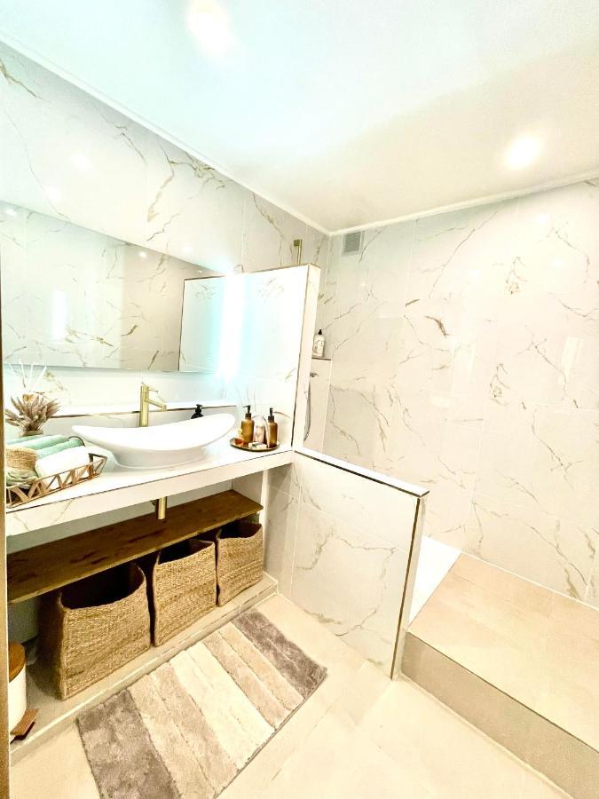 ניס Spacious Loft, Duplex, Old Town, 3 Bedrooms - Easy Check-In מראה חיצוני תמונה
